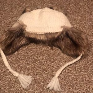 Abercrombie fur hat with Pom Pom to the top